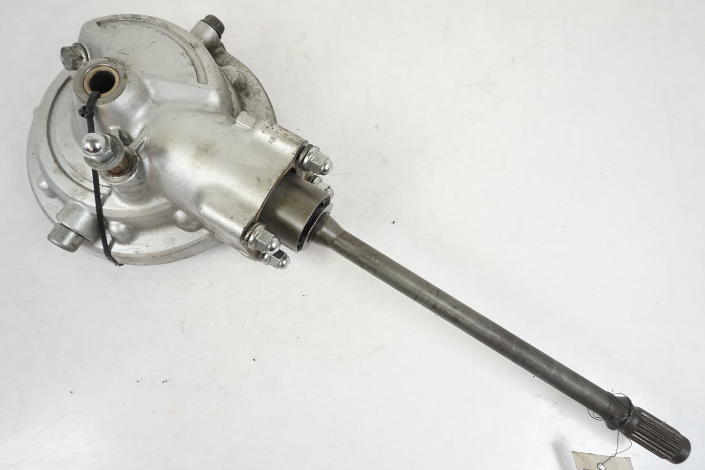 Framsidan på Slutväxel från en Yamaha XV 750 -1993 motorcykel.