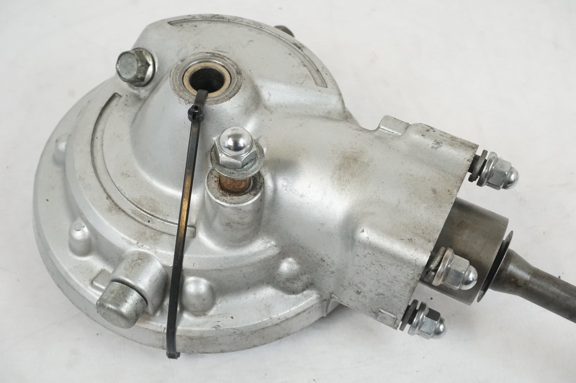 Baksidan på Slutväxel från en Yamaha XV 750 -1993 motorcykel.