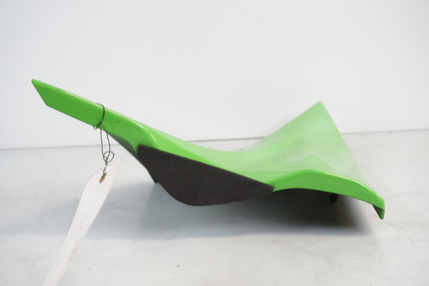 Snett uppifrån på Sidopanel från en Kawasaki ZX-10R -2007 motorcykel.