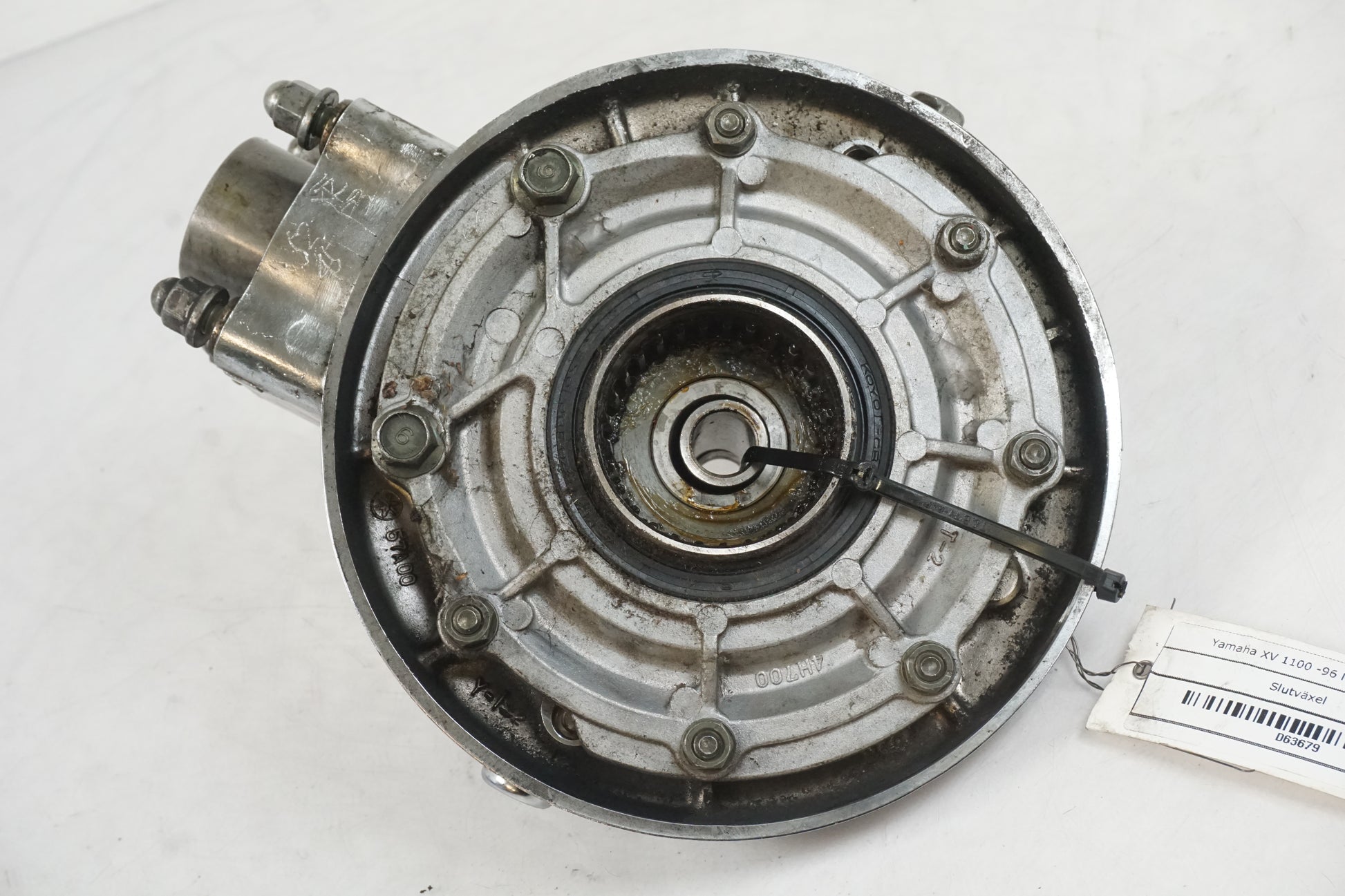 Extrabild1 på Slutväxel från en Yamaha XV 1100 -1996 motorcykel.