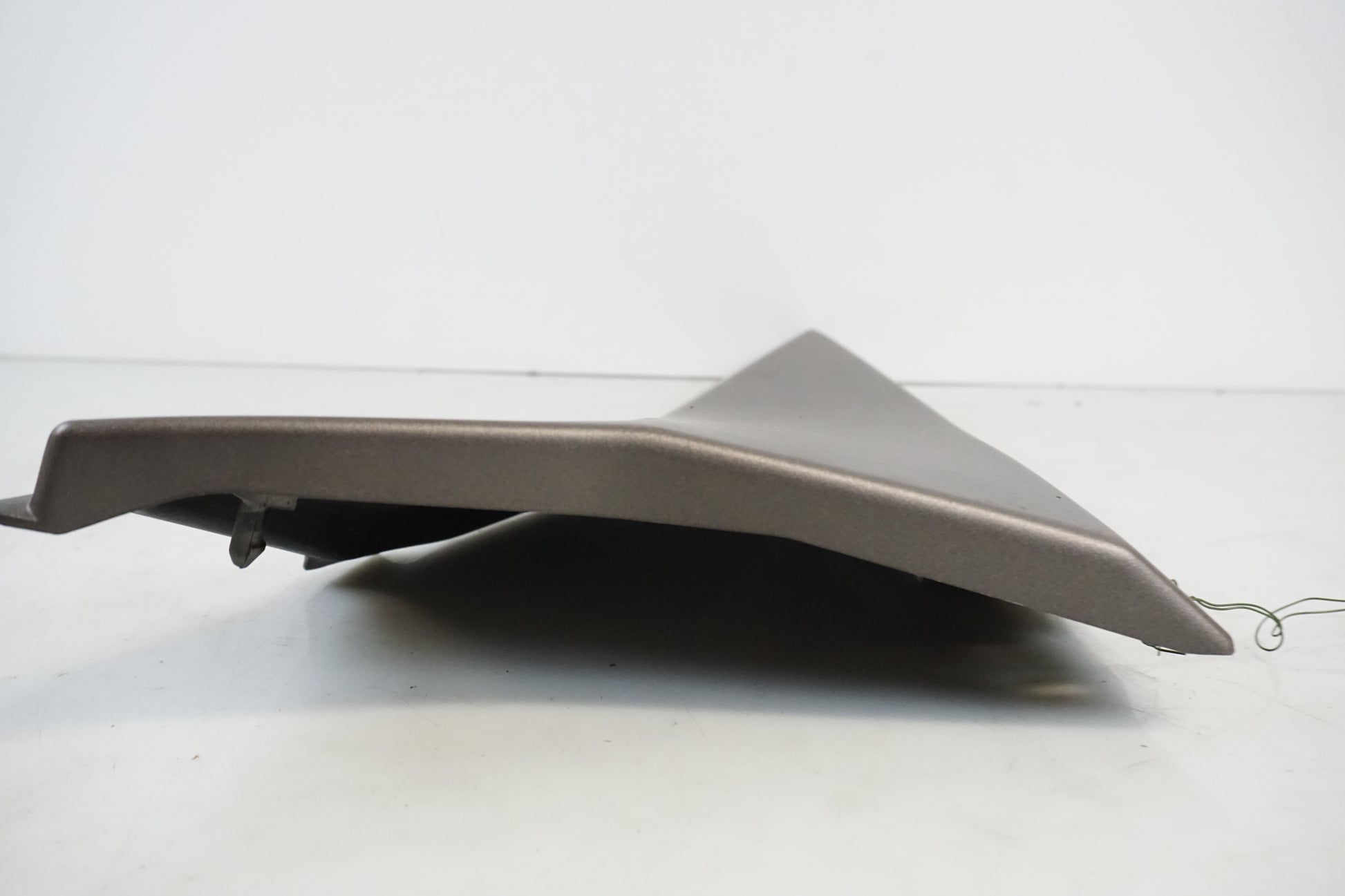 Snett uppifrån på Sidopanel från en Kawasaki Z 1000 -2003 motorcykel.