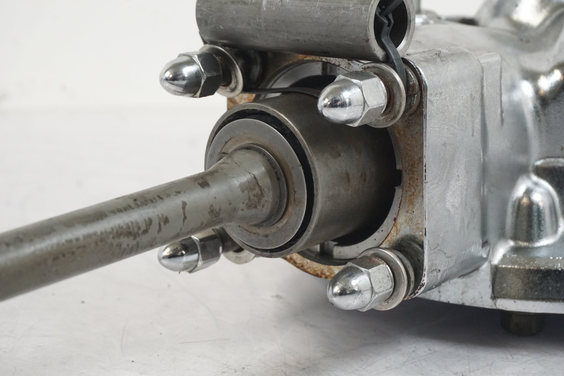 Snett nerifrån på Slutväxel från en Yamaha XV 1100 -1996 motorcykel.