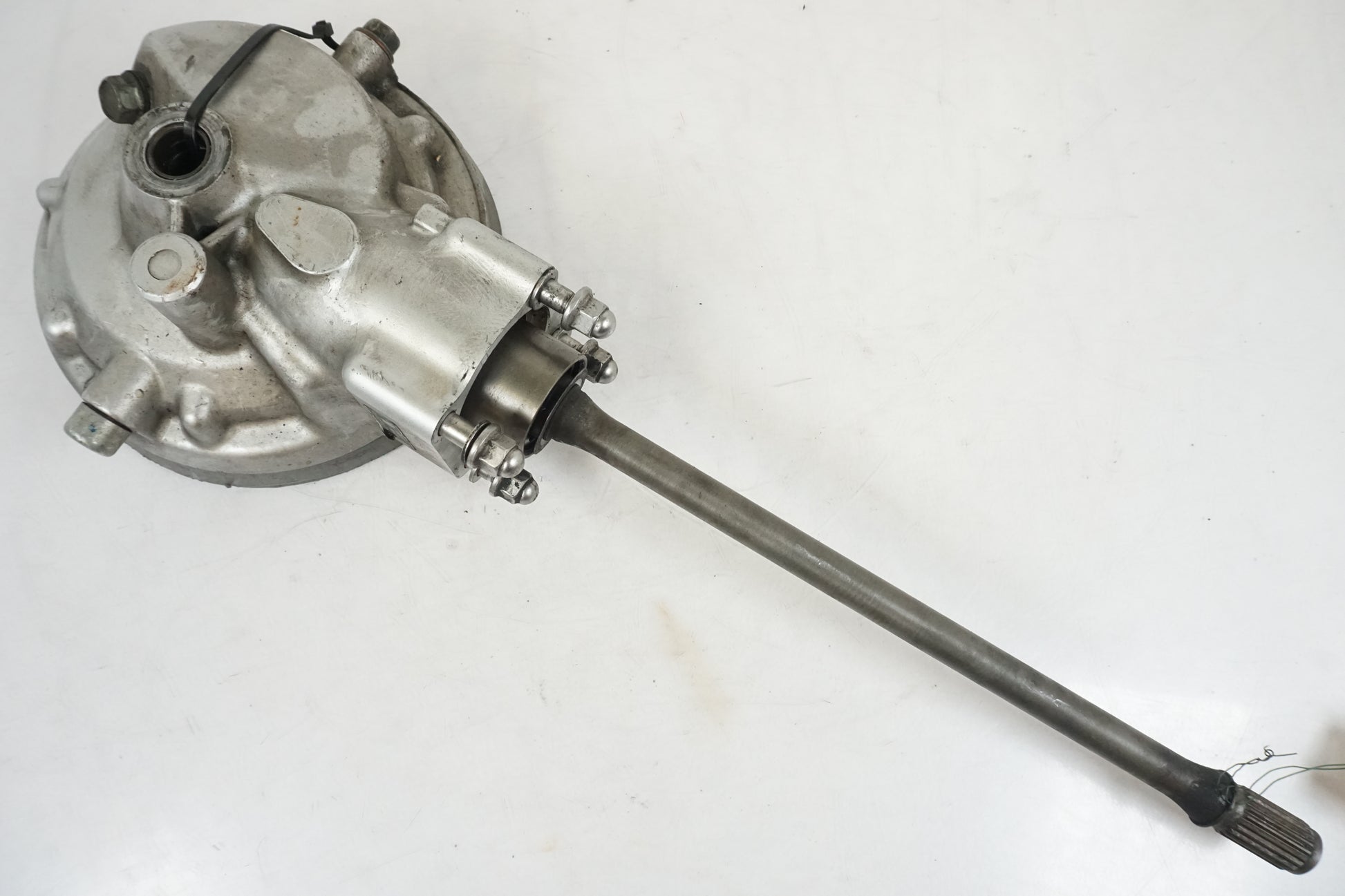 Framsidan på Slutväxel från en Yamaha FJR 1300 -2001 motorcykel.