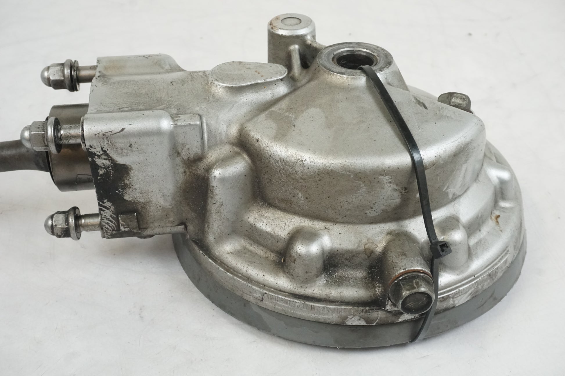 Vänster sida på Slutväxel från en Yamaha FJR 1300 -2001 motorcykel.