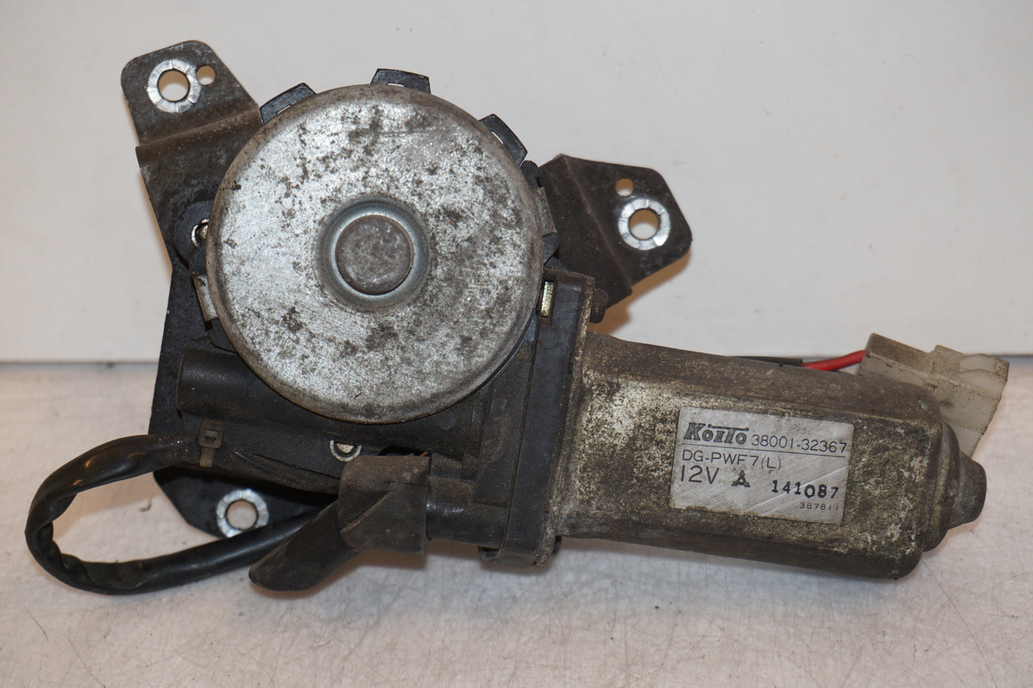 Framsidan på Vindrutemotor från en Suzuki GSX 1100 F -1988 motorcykel.