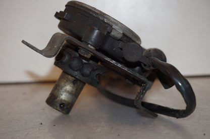 Höger sida på Vindrutemotor från en Suzuki GSX 1100 F -1988 motorcykel.