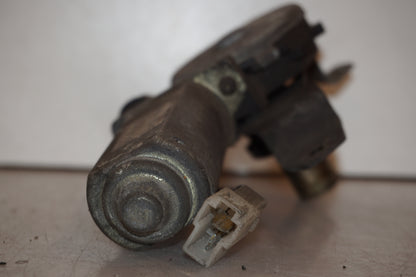 Snett uppifrån på Vindrutemotor från en Suzuki GSX 1100 F -1988 motorcykel.