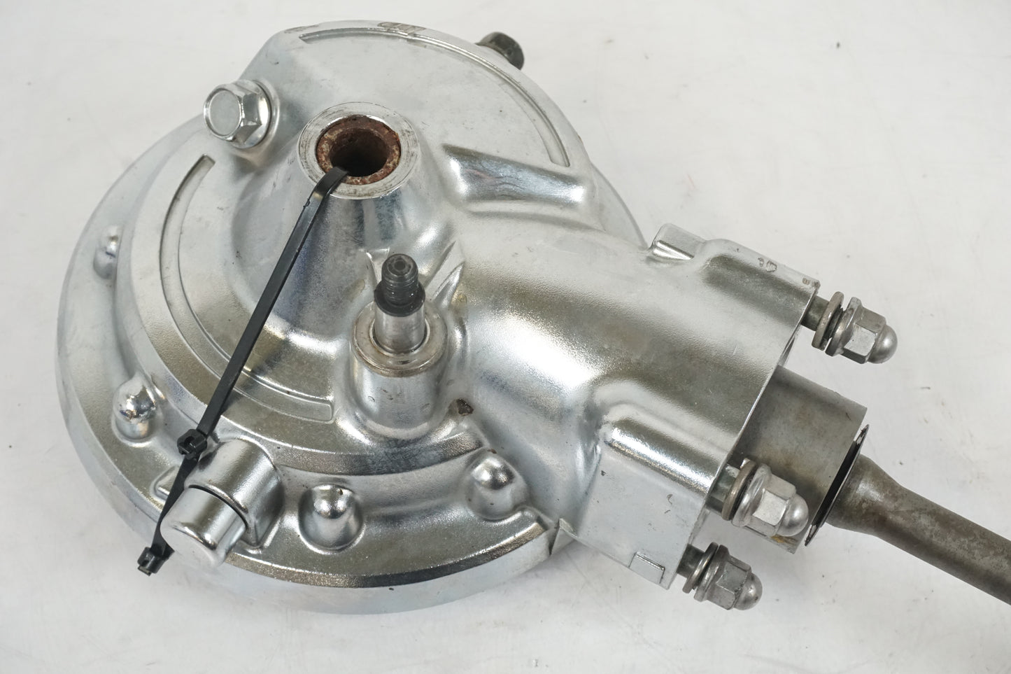 Baksidan på Slutväxel från en Yamaha XV 1100 -1995 motorcykel.