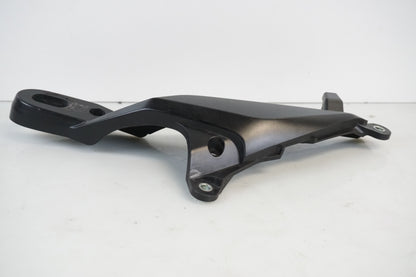 Extrabild4 på Blinkersfäste från en Honda CBR 600 RR -2007 motorcykel.