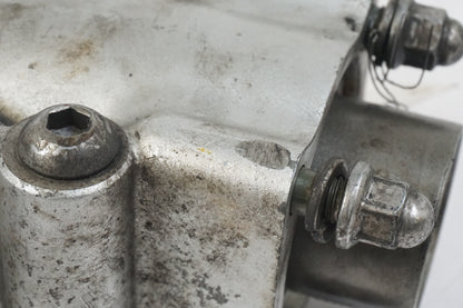 Vänster sida på Slutväxel från en Yamaha BT 1100 -2002 motorcykel.