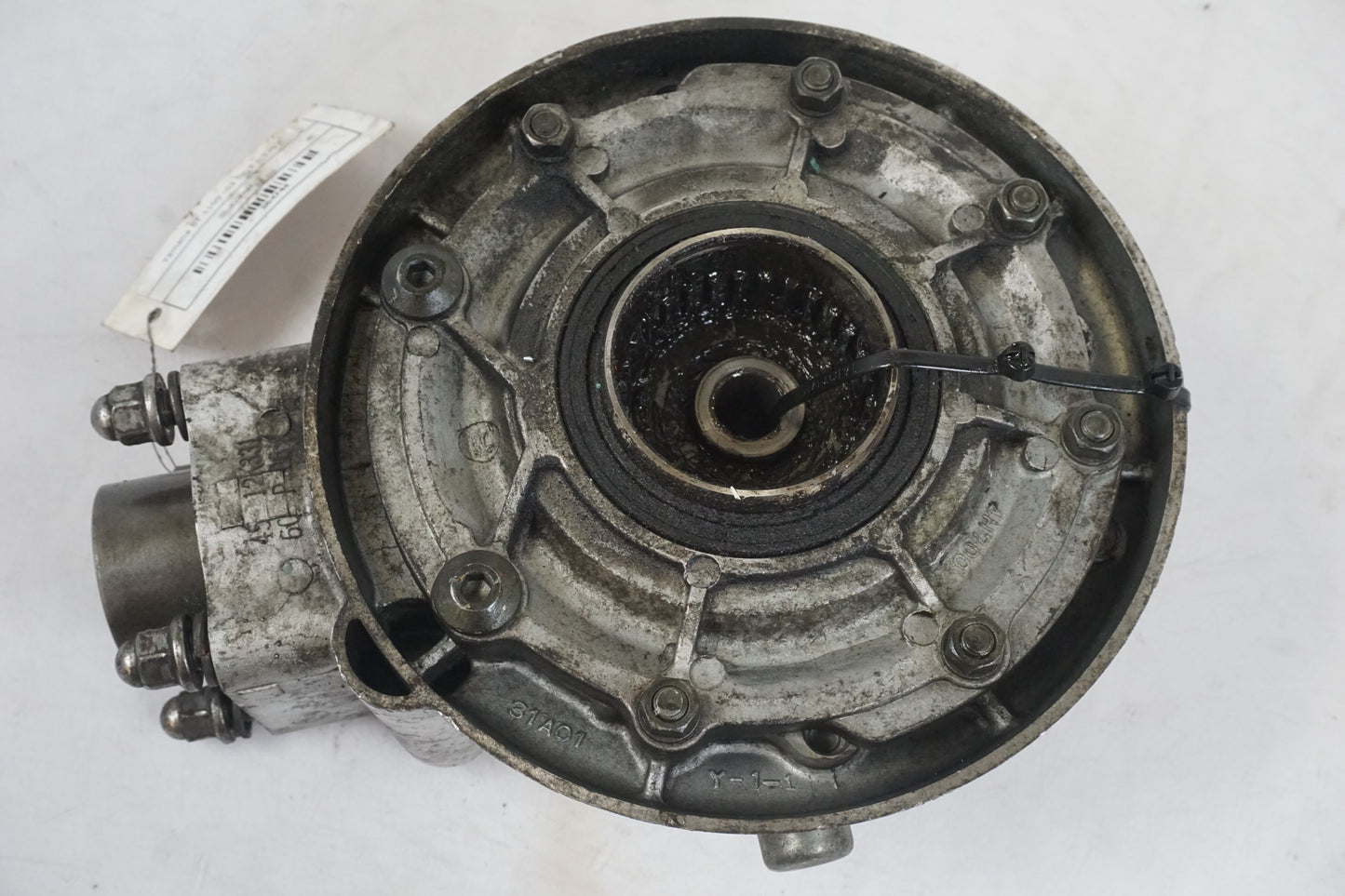 Extrabild4 på Slutväxel från en Yamaha BT 1100 -2002 motorcykel.