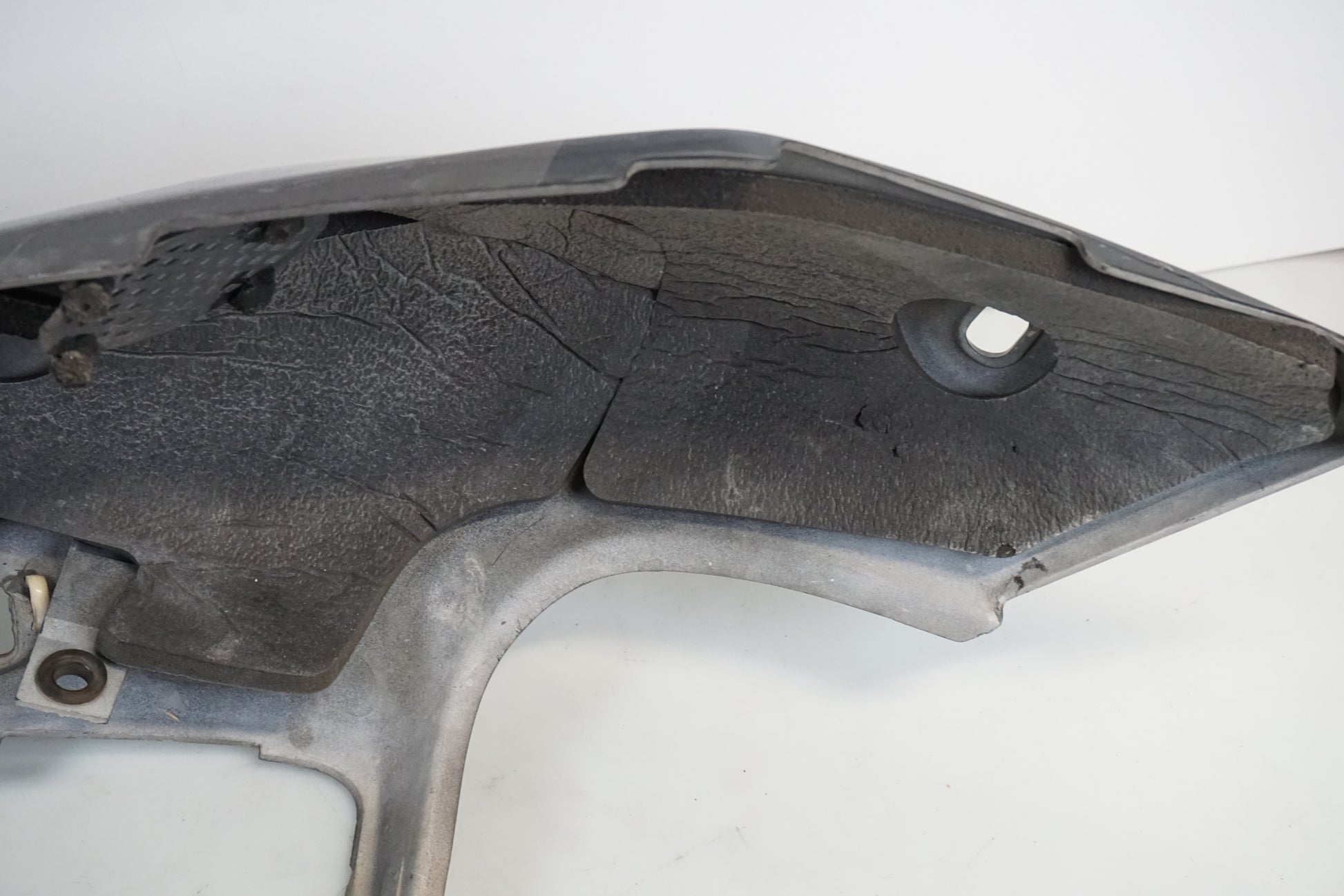 Extrabild6 på Bakvinge från en Kawasaki ZX-9R -1996 motorcykel.