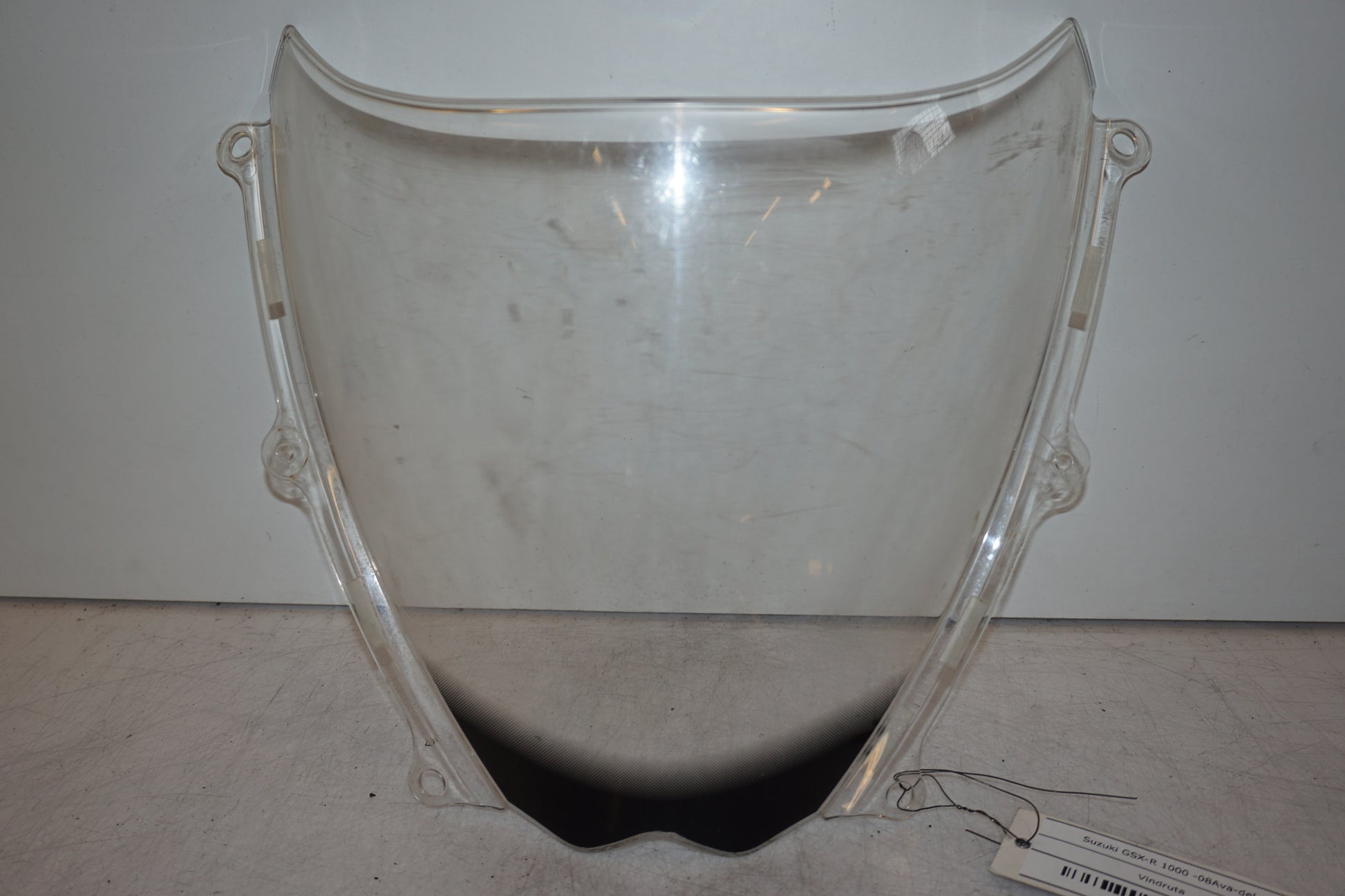 Framsidan på Vindruta från en Suzuki GSX-R 1000 -2008 motorcykel.
