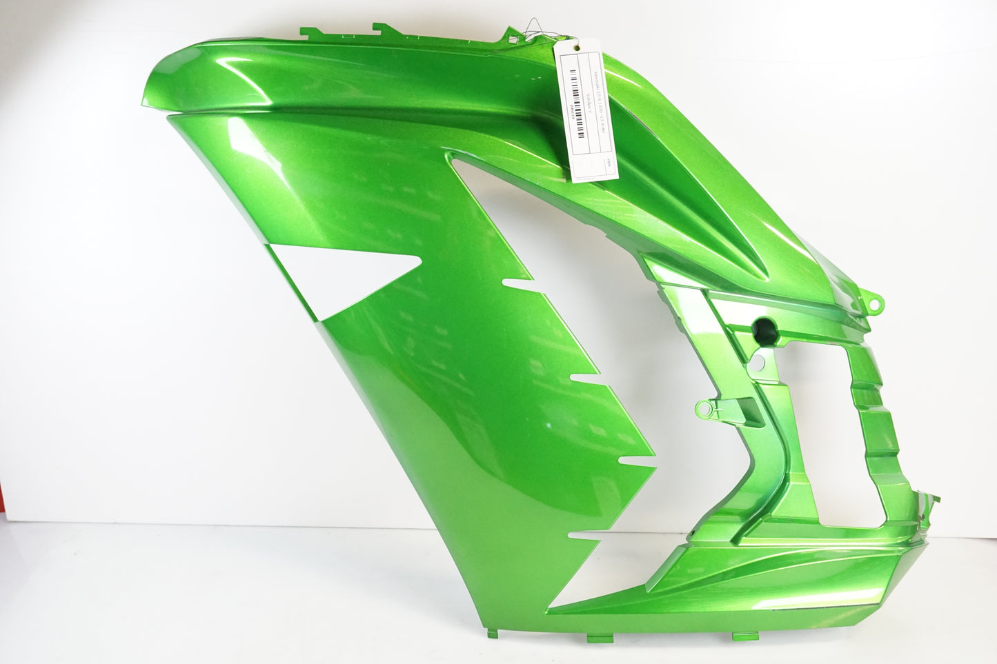 Framsidan på Sidkåpa från en Kawasaki ZZ-R 1400 -2013 motorcykel.