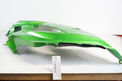 Vänster sida på Sidkåpa från en Kawasaki ZZ-R 1400 -2013 motorcykel.