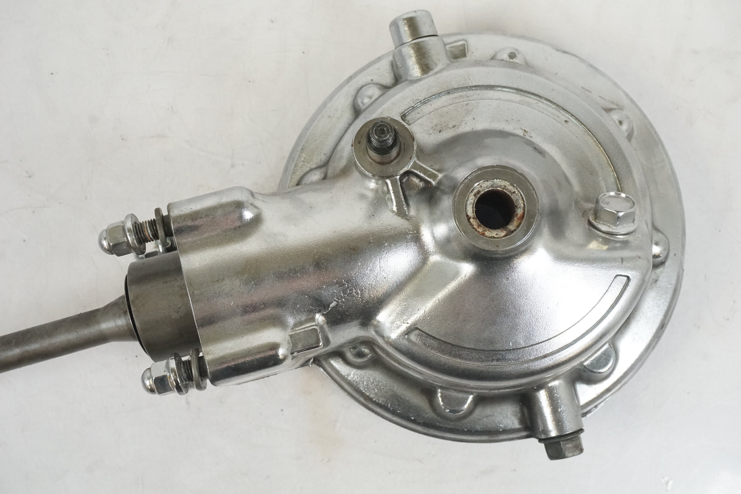 Snett nerifrån på Slutväxel från en Yamaha XV 1100 -1992 motorcykel.