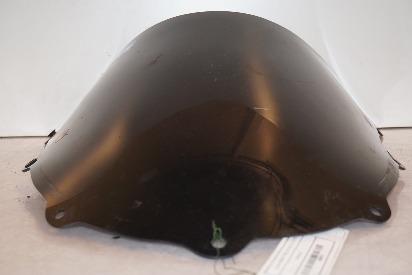 Baksidan på Vindruta från en Suzuki GSX-R 750 -1997 motorcykel.