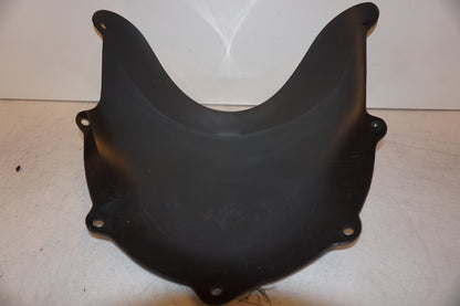 Snett nerifrån på Vindruta från en Suzuki GSX-R 750 -1997 motorcykel.