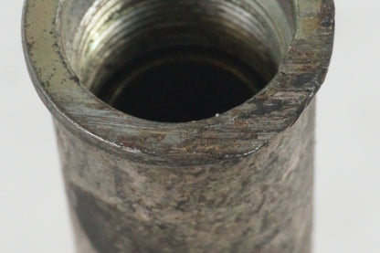 Vänster sida på Axel från en Cagiva Raptor 1000 -2002 motorcykel.