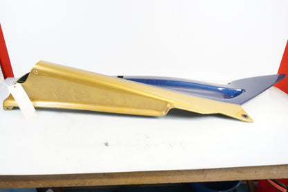 Vänster sida på Bakvinge från en Kawasaki ZZR 1100 -1991 motorcykel.