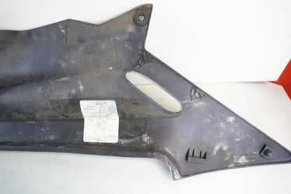 Extrabild2 på Bakvinge från en Kawasaki ZZR 1100 -1991 motorcykel.