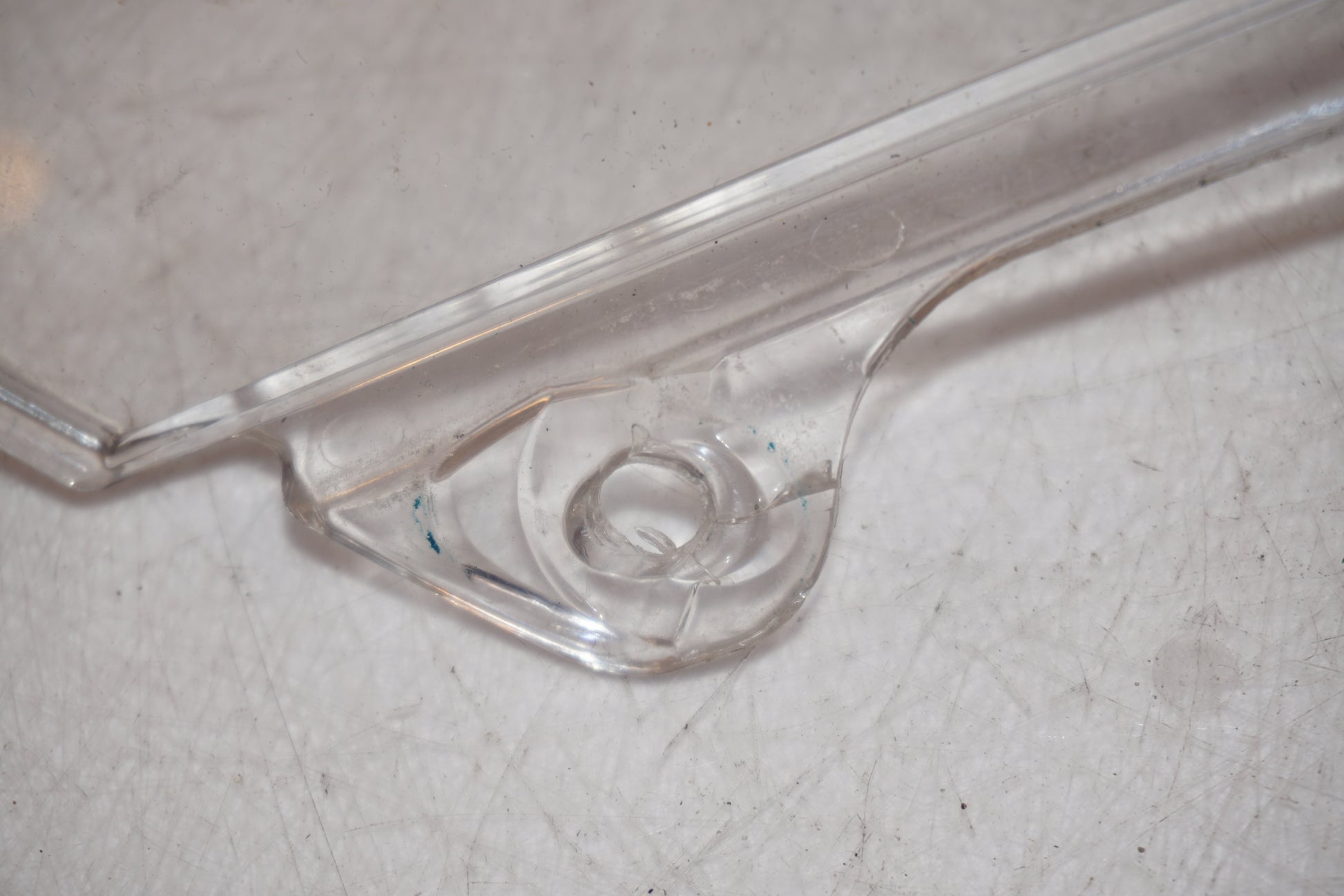 Extrabild1 på Vindruta från en Suzuki SV 1000 -2004 motorcykel.