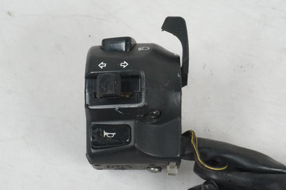 Höger sida på Styrelreglage från en Cagiva Raptor 1000 -2002 motorcykel.