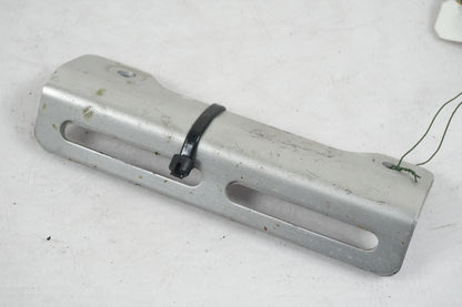 Framsidan på Vattenkyldekor från en Honda CB 600 Hornet -2003 motorcykel.