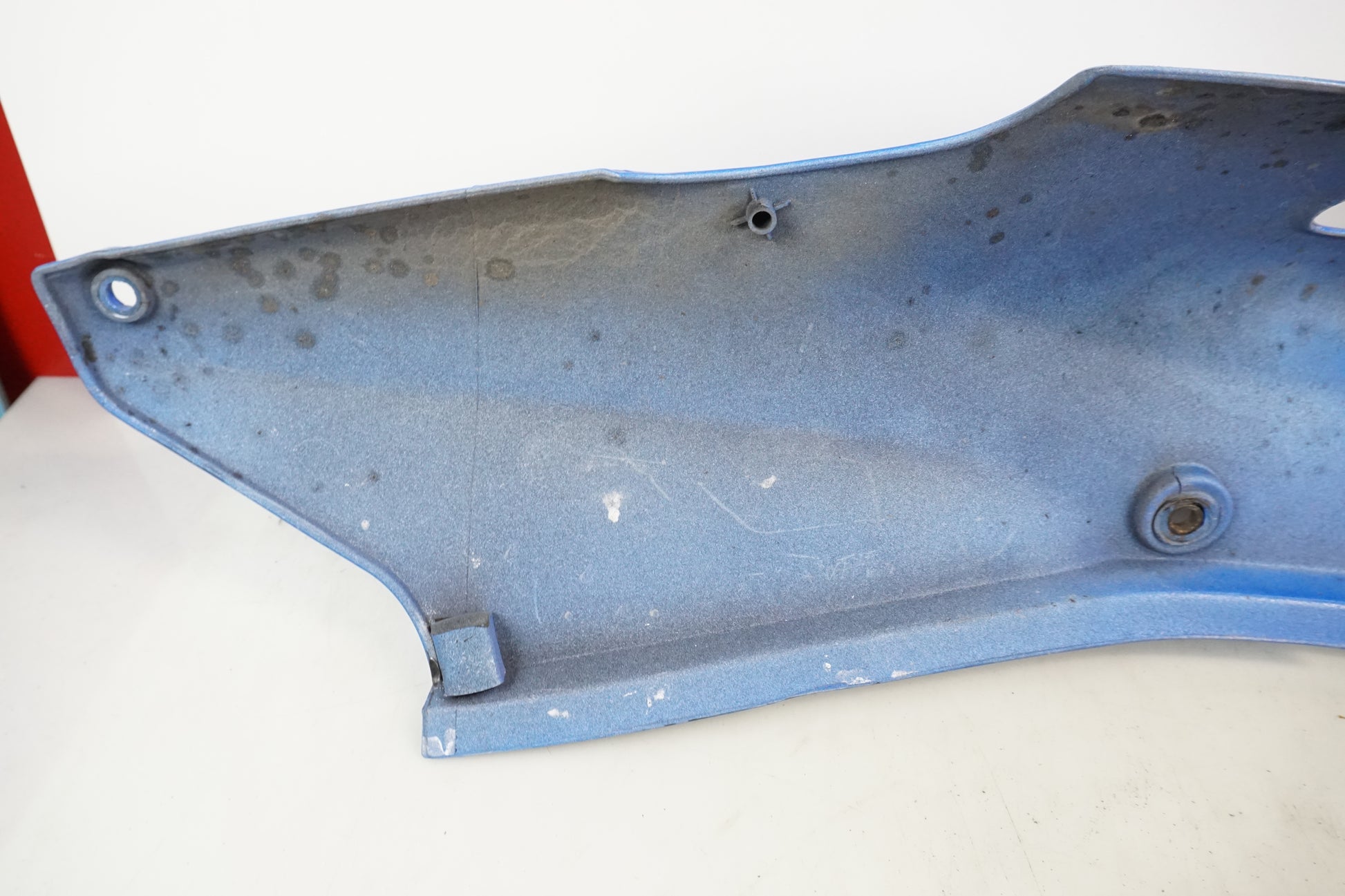 Extrabild1 på Bakvinge från en Honda CBR 1100 XX -2000 motorcykel.