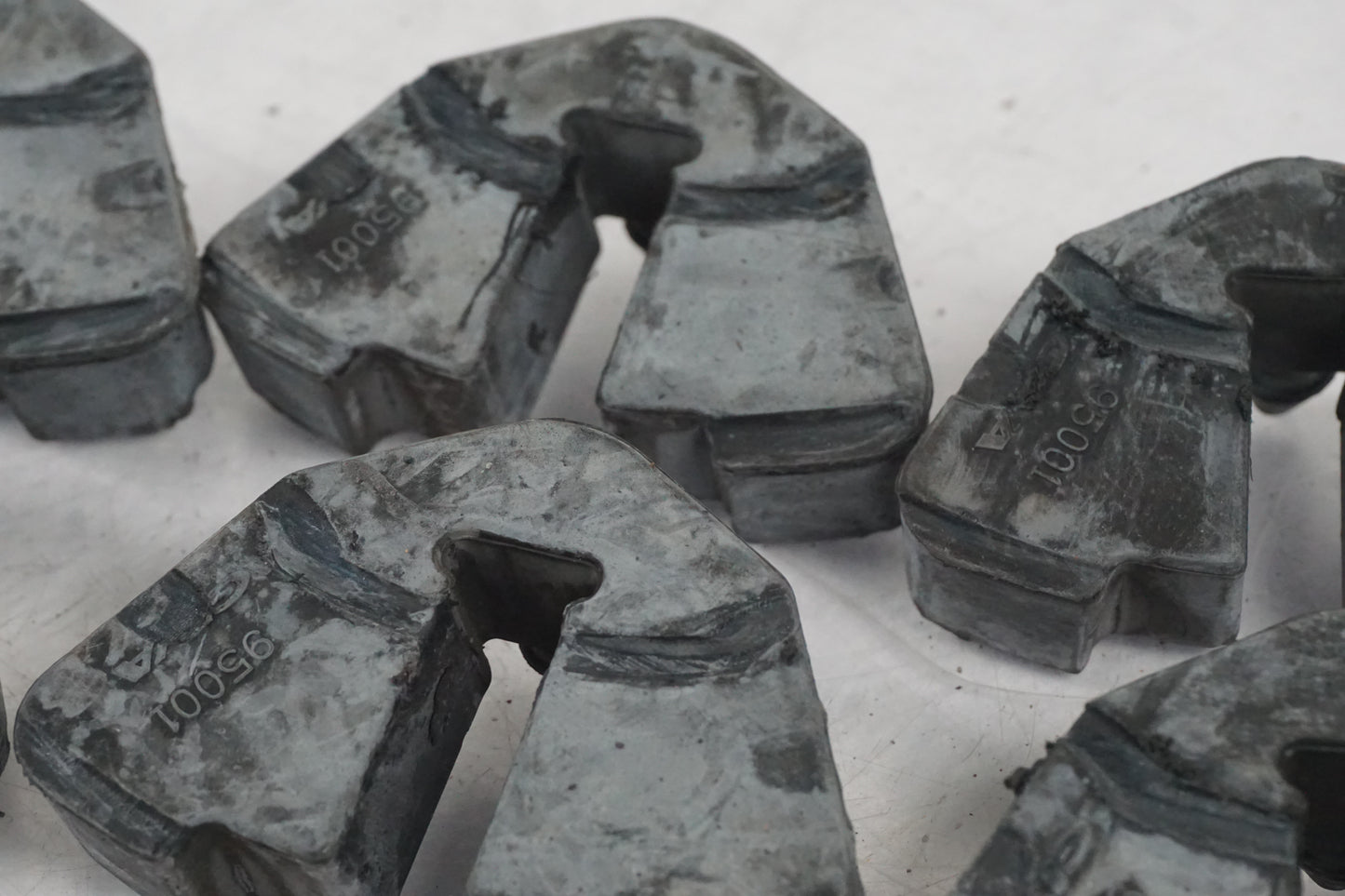 Extrabild1 på Ryckutjämnare från en Cagiva Raptor 1000 -2002 motorcykel.