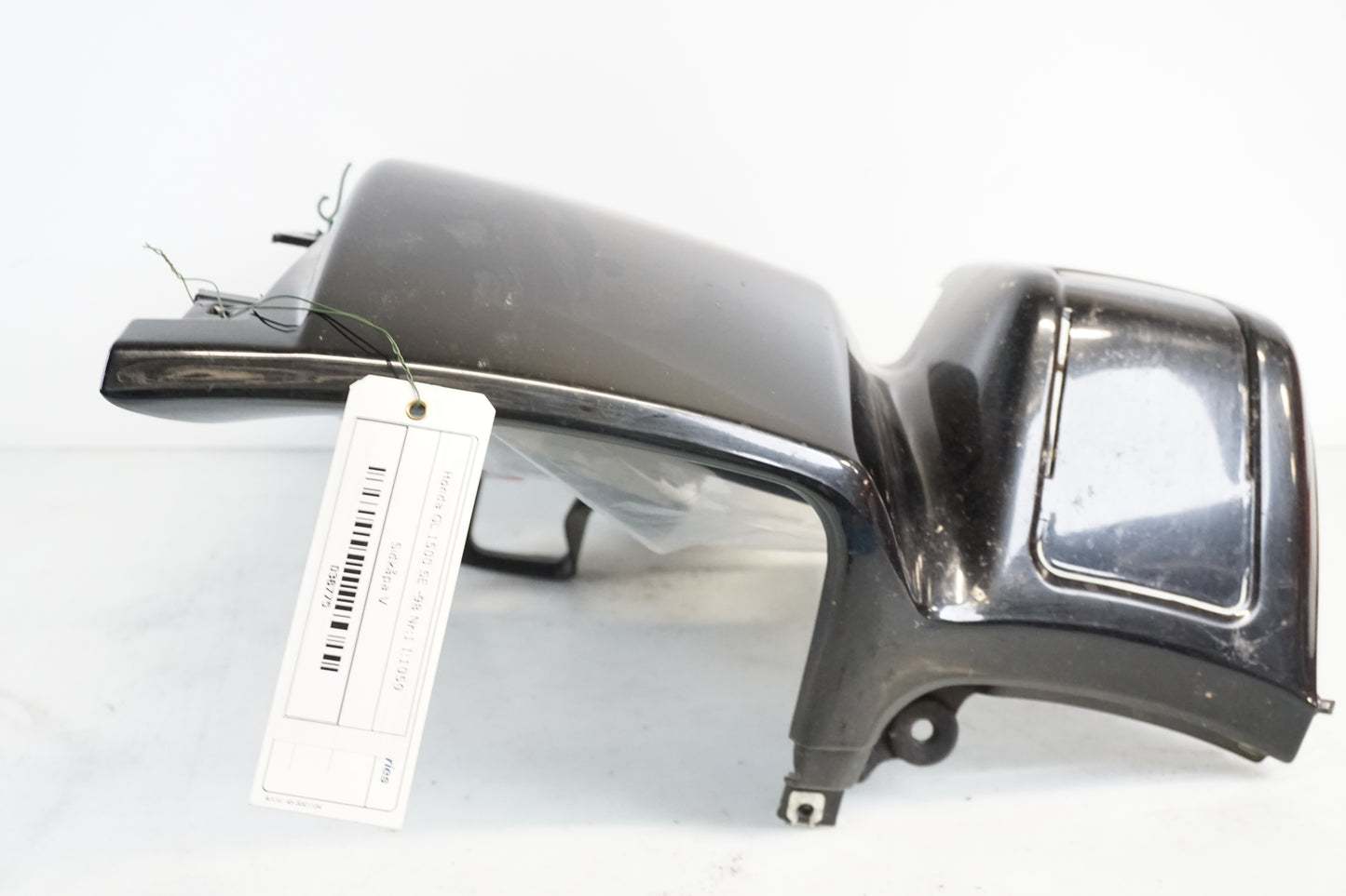Höger sida på Sidkåpa från en Honda GL 1500 -1998 motorcykel.
