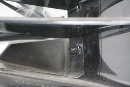 Snett nerifrån på Sidkåpa från en Honda GL 1500 -1998 motorcykel.