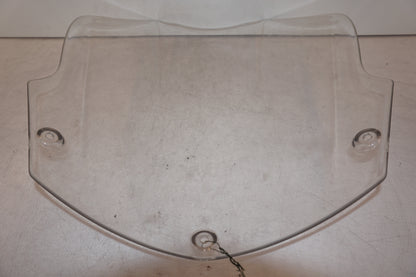 Snett nerifrån på Vindruta från en BMW F 800 ST -2010 motorcykel.