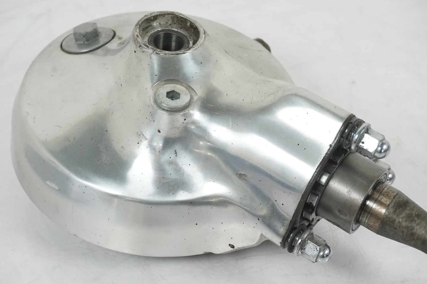 Baksidan på Slutväxel från en Suzuki VL 1500 -1998 motorcykel.