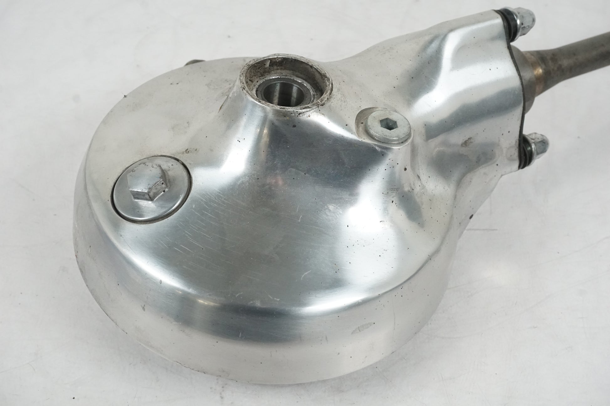 Vänster sida på Slutväxel från en Suzuki VL 1500 -1998 motorcykel.