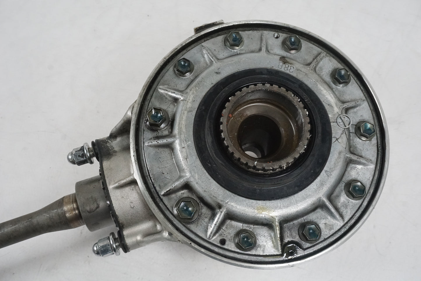 Extrabild2 på Slutväxel från en Suzuki VL 1500 -1998 motorcykel.