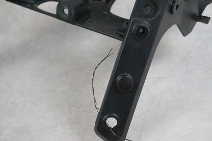 Support de capot supérieur