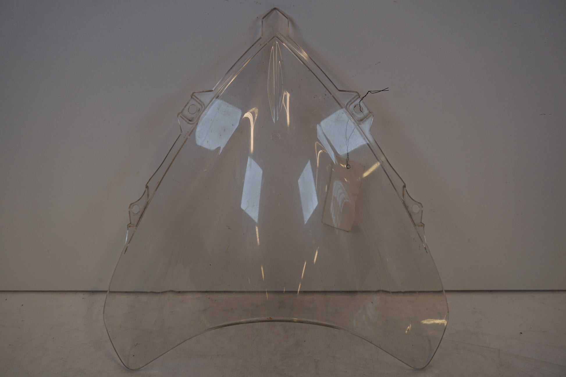 Framsidan på Vindruta från en BMW K 1200 S -2006 motorcykel.