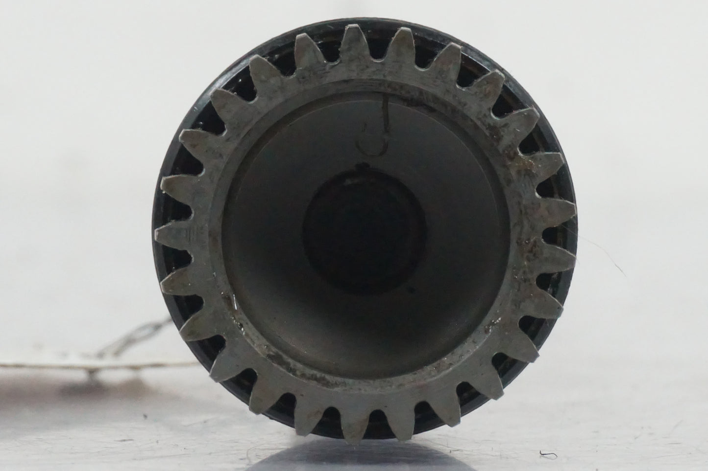 Snett nerifrån på Kardanaxel från en Yamaha BT 1100 -2004 motorcykel.