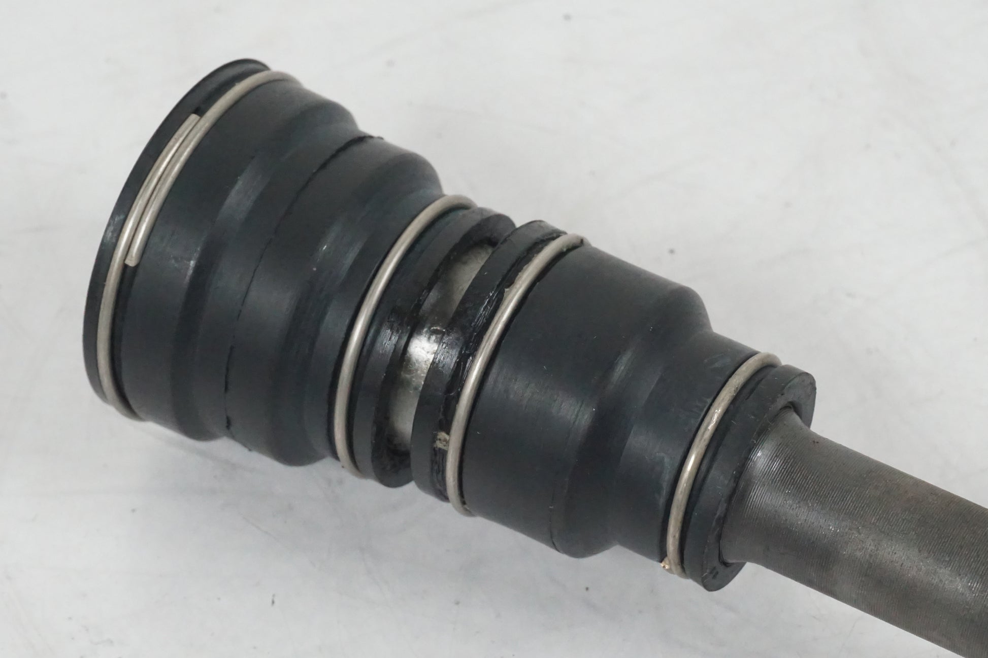 Vänster sida på Kardanaxel från en Yamaha XV 400 -1983 motorcykel.