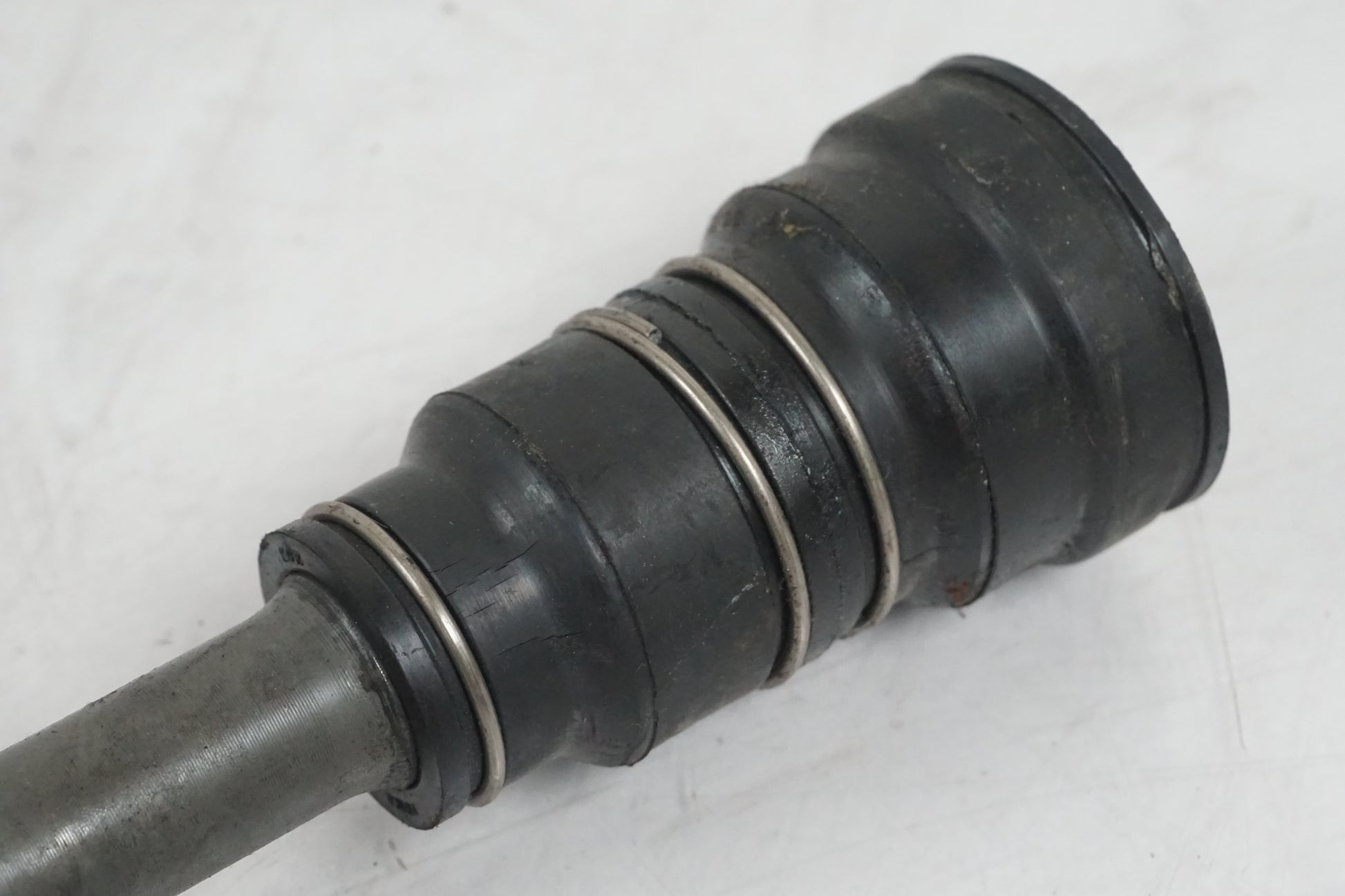 Vänster sida på Kardanaxel från en Yamaha XV 535 -1999 motorcykel.
