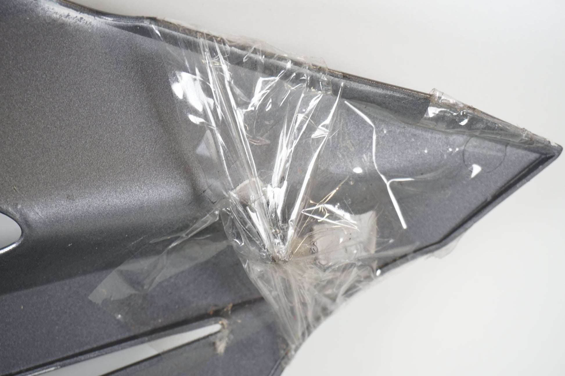 Extrabild3 på Sidkåpa från en Triumph Daytona 675 -2006 motorcykel.