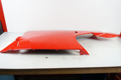 Vänster sida på Magkåpa från en Ducati 749 -2003 motorcykel.