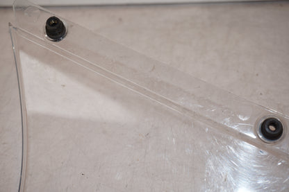 Extrabild5 på Vindruta från en Yamaha YZF-R 125 -2009 motorcykel.