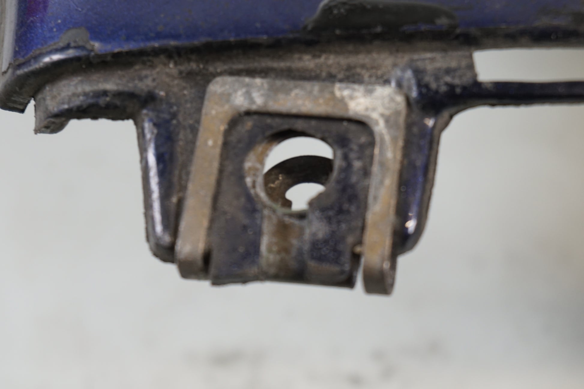 Extrabild2 på Magkåpa från en Honda CBR 900 RR -1999 motorcykel.