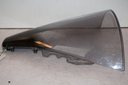 Extrabild2 på Vindruta från en Yamaha YZF R6 -2007 motorcykel.