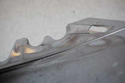 Extrabild7 på Vindruta från en Yamaha YZF R6 -2007 motorcykel.