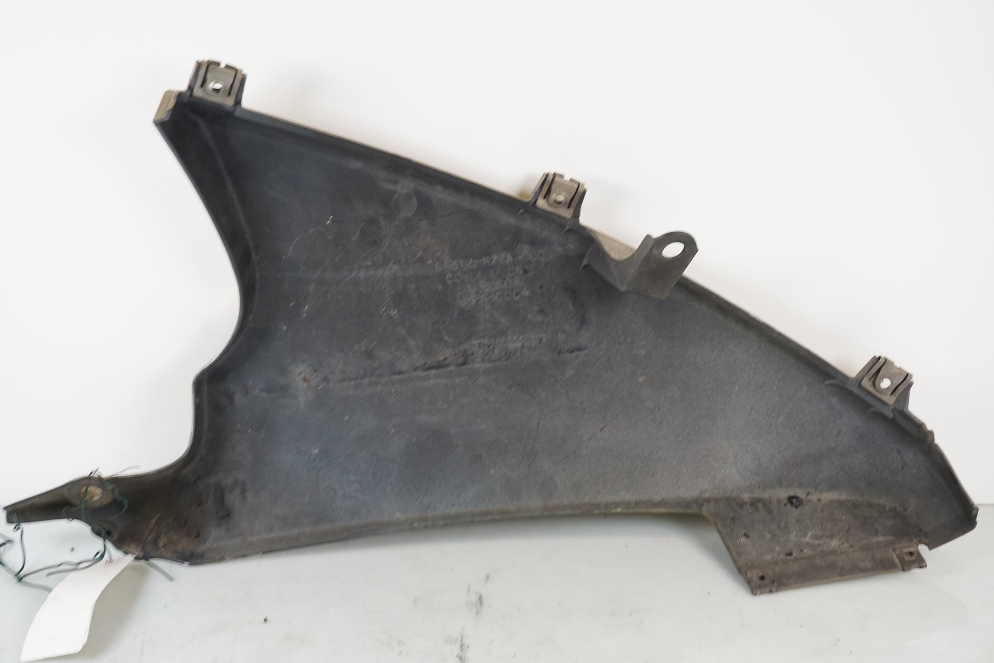 Extrabild1 på Magkåpa från en Honda VFR 750 -1995 motorcykel.