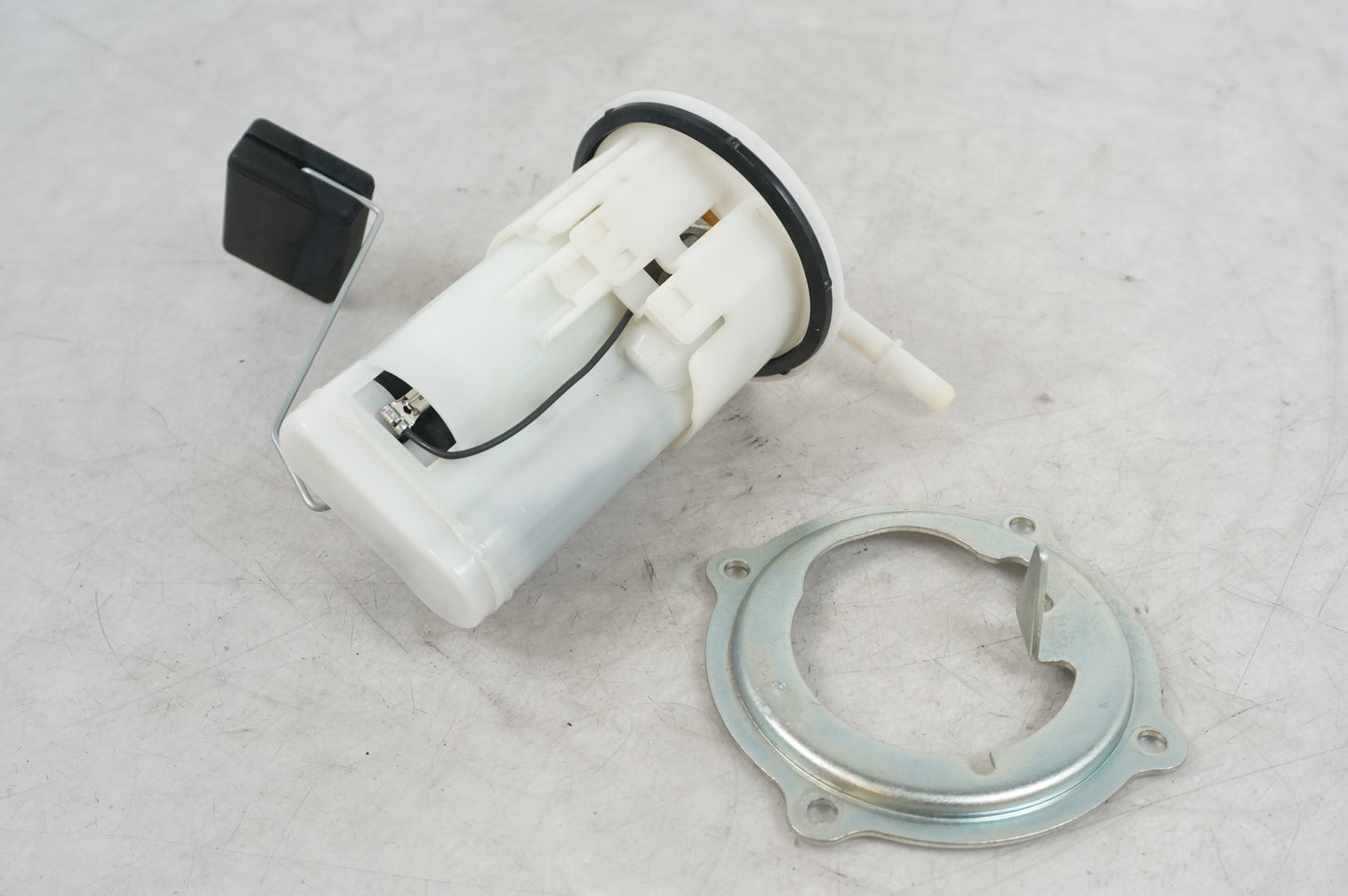 Pompe à essence injectée