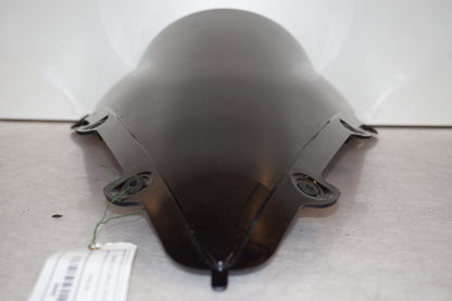 Baksidan på Vindruta från en Yamaha YZF 1000 R1 -2005 motorcykel.